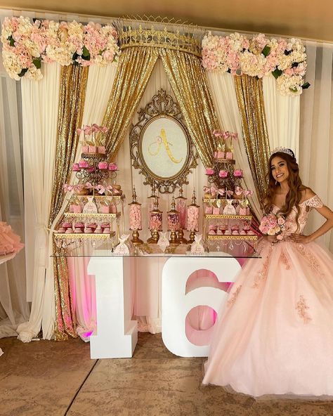 Creations by Martha🌸’s Instagram post: “@creationsbymartha #creationsbymartha #blush #babygirl #candytable #candytables #backdrop #candytablebackdrop #candytabledecor #partyplaner…” Outside Sweet 16 Party Ideas, 15 Backdrop Party Ideas, Quince Candy Table Ideas, Candy Table Ideas For Quinceanera, Court Table Quinceanera, Quince Backdrop Ideas, Quinceanera Main Table Ideas, Quince Court Table, Rapunzel Quinceanera Theme