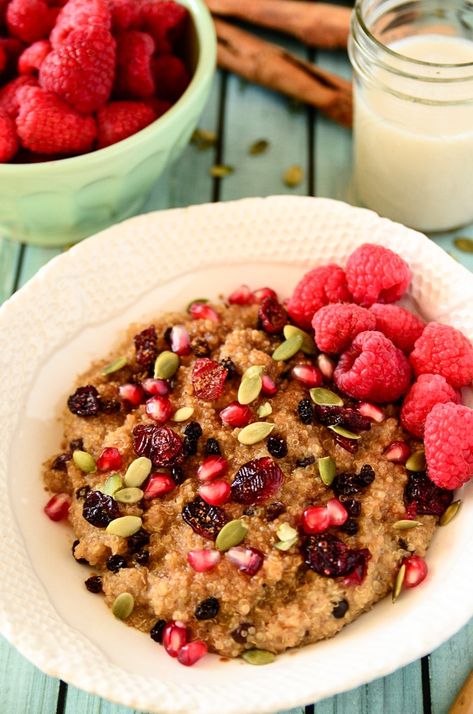 Hot Quinoa Cereal Quinoa Breakfast Recipes, Quinoa Cereal, Quinoa Oatmeal, Quinoa Recipes Breakfast, Quinoa Breakfast, Gourmet Breakfast, Hot Cereal, Oatmeal Recipe, Quinoa Salad Recipes