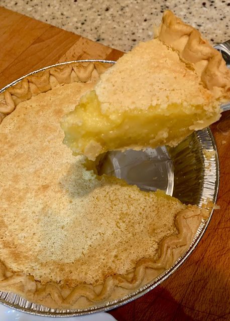 Shaker Lemon Pie Recipe, Blender Pie Recipes, Lemon Blender Pie, Lemon Impossible Pie Recipe, Blender Lemon Pie Recipe, Blender Pie, Dessert Recipes Lemon, Best Lemon Pie Recipe, Shaker Lemon Pie