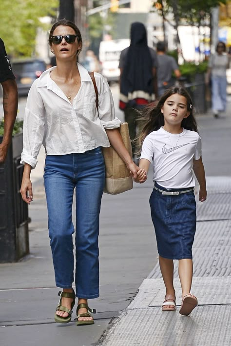 Kerri Russell Style, Kerri Russell, Keri Russell Style, Chic Mom Outfits, Katie Holmes Style, Brooklyn Style, Style Parisienne, Keri Russell, 90s Inspired Outfits