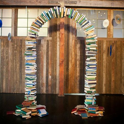 Book archway made out of all your favorite books Book Arch, Photography Planner, Book Themed Wedding, Literary Wedding, Planner Pink, Wedding Archway, Wedding Alters, Storybook Wedding, Wedding Ceremony Arch