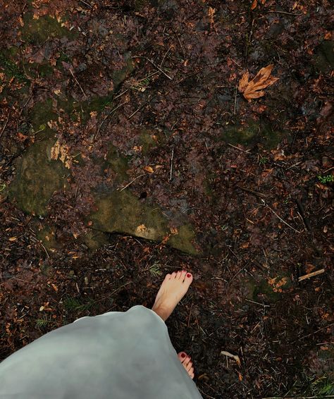 Pnw Aesthetic, Wild Feminine, Environment Photography, Nature Photography Landscape, Wood Forest, A Walk In The Woods, Wild Girl, Forest Girl, Fairytale Fantasy