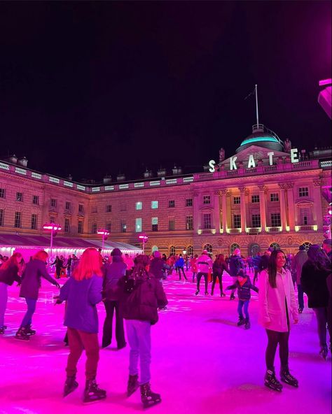 Ice Skating London, Somerset House, House London, Ice Skating, Somerset, Winter Holidays, London England, Skating, England