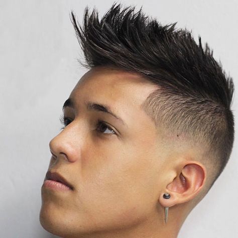 35 Cool Faux Hawk (Fohawk) Haircuts For Men (2020 Guide) Fohawk Haircut Fade, Fohawk Haircut, High And Tight Haircut, Mohawk Haircut, Mohawk Hairstyles Men, Faux Hawk Hairstyles, Low Fade Haircut, Short Spiky Hairstyles, Cool Mens Haircuts