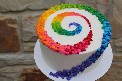 Rainbow swirl cake by Michelle Brull of   Rise and Shine Bakery in Austin, TX Beautiful Cake Pictures, Tårta Design, Decorating Birthday, Swirl Cake, Cake Pictures, Colorful Cakes, Rainbow Cake, Fancy Cakes, Cake Creations