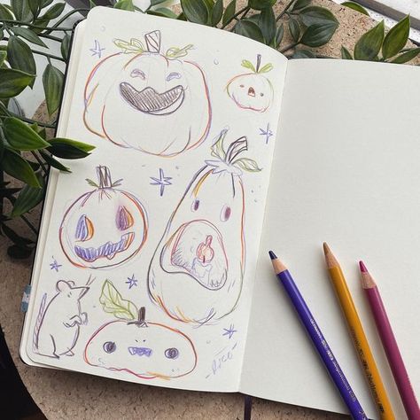 Art Sketchbook Halloween, Pumpkin Patch Doodle, Spooky Season Art, Halloween Art Sketches, Pumpkin Sketch Simple, Cute Pumpkin Art, Halloween Sketchbook Ideas, Cool Journal Pages, Color Pencil Sketches Sketchbooks