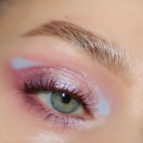 i always forget how good the mercury retrograde palette is 🌸🩵 @hudabeautyshop mercury retrograde @colourpopcosmetics fade into hue PR @benefitcosmetics presicely my brow definer, burgundy bad gal bang PR #eyeshadow #pastel #pastelmakeup #softmakeup #colorfulmakeup #selftaughtmua #discoverunder50k pastel eyeshadow colorful makeup Pink Eye Makeup Blue Eyes, Pink Eyeshadow Aesthetic, Eye Makeup Blue Eyes, Pastel Eyeshadow Looks, Fade Into Hue, Eyeshadow Aesthetic, Eyeshadow Colorful, Light Pink Eyeshadow, Makeup Blue Eyes