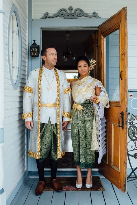 Burmese Traditional Clothing, Laos Wedding Dress, Modern Lao Clothes, Khmer Wedding Outfits, Khmer Wedding Dress, Khmer Wedding Ceremony, Lao Wedding Outfit, Lao Wedding Ceremony, Laotian Wedding