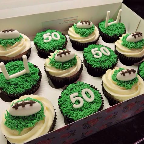 Rugby CupCakes Rugby Themed Cupcakes, Rugby Cupcakes Ideas, Rugby Cakes For Men, Rugby Party Ideas Kids, Mens Cupcakes, Rugby Cake Ideas, Rugby Birthday Cake, Rugby Cupcakes, Rugby Scrum