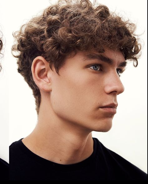 Short Messy Curly Hair Men, Medium Length Hair Styles Men Curly, Male Haircuts Curly Long, Teen Boys Curly Haircut Trendy, Men’s Haircuts For Curly Hair, Curly Hair Teen Boy, Wavy Hair Cuts Men, Wavy Curly Hair Men, Mens Curly Hairstyles Short