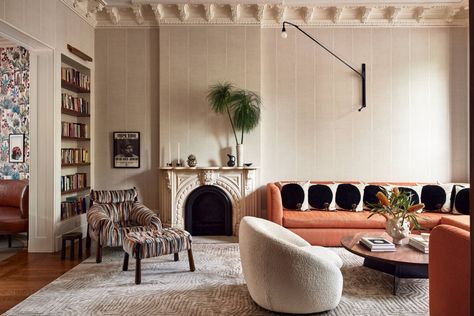 The Insider: Vibrant Color in a Fort Greene Brownstone Brownstone Interiors, Parlor Floor, Brooklyn Design, Brooklyn Brownstone, Jaipur Living, Interior Renovation, Luxe Interiors, Bespoke Interiors, Inspiring Spaces