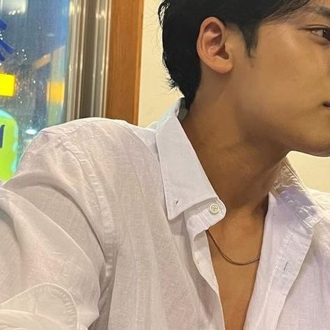 Kim Mingyu Hot Icons, Kim Mingyu Back View, Mingyu Workout, Mingyu Soft Launch Pictures, Mingyu Icons Boyfriend, Mingyu Profile Picture, Mingyu Faceless, Mingyu Lowkey Pics, Mingyu Soft Launch