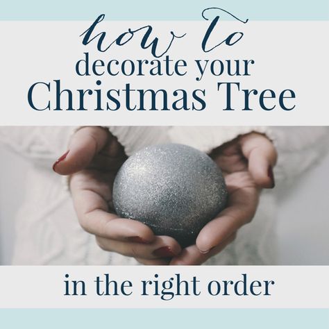 How to Add Ribbon to a Tree (Part Two) Room Decor Layout, Classic Room Decor, Christmas Tree Topper Ribbon, Ribbon On A Christmas Tree, Frozen Christmas Tree, Pretty Home Decor, Christmas Tree Decorating Tips, Christmas Tree Decorations Ribbon, Classic Room