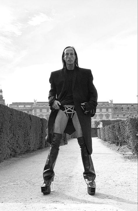 Rick Owens Designer, Rick Owens Aesthetic, Michelle Lamy, Urban Techwear, Y2k Photoshoot, Rick Owens Menswear, Brutalism, Rick Owens, Luxury Lifestyle