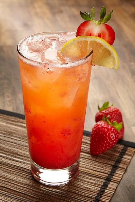 Appetizing Aperture Strawberry Purée, Strawberry Lemonade Recipe, Most Pinned Recipes, Recipe Girl, Food Stamps, Strawberry Puree, Lemonade Recipes, Most Popular Recipes, Adult Beverages