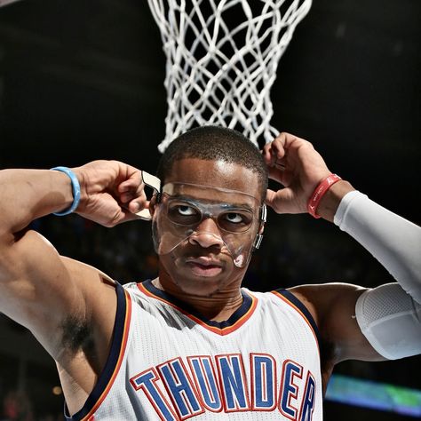 Okc Russell Westbrook, Russ Westbrook, Westbrook Okc, Nba Aesthetic, Russel Westbrook, Basketball Background, Kobe Bryant Wallpaper, Blac Chyna, Russell Westbrook