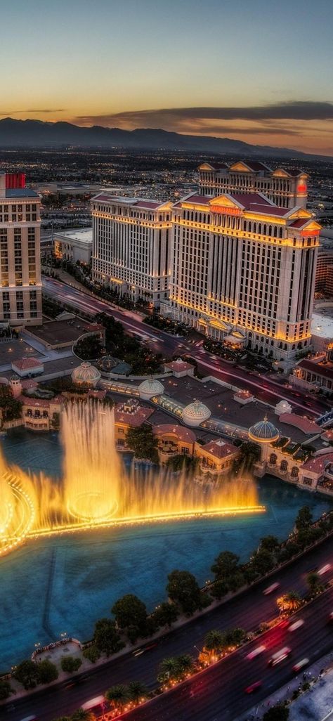 Las Vegas Wallpaper, Vegas Wallpaper, Stripped Wallpaper, Free Backgrounds, Wallpaper Android, Wallpaper Trends, Iphone 10, Vegas Strip, Wallpaper Cave