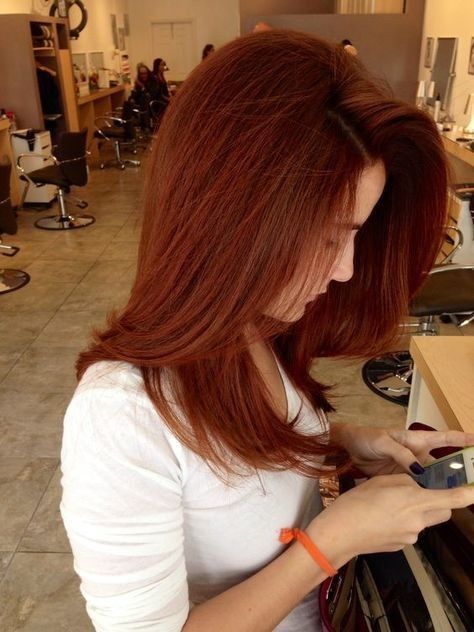 Dark Auburn Hair, Red Copper Hair Color, Maroon Hair, Copper Red Hair, Ginger Hair Color, Bright Red Hair, Medium Short Hair, Hair Color Auburn, Copper Hair Color