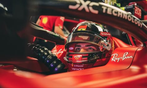 Black Cat Personality, F1 Widget, Ipad Lockscreen, New Helmet, Forza Ferrari, Number 22, F1 Ferrari, Dirty Air, Lovely Eyes