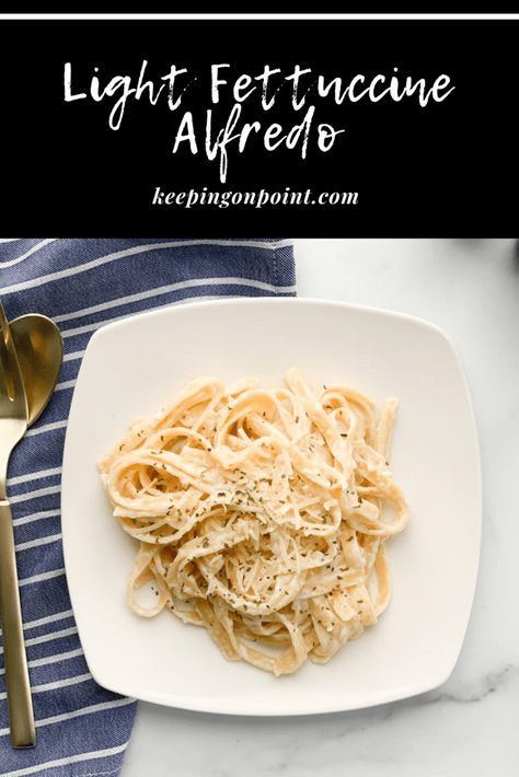 Recipe Using Alfredo Sauce, Easy Fettucini Alfredo, Fettucini Alfredo Recipe, Weight Watchers Casserole, Keeping On Point, Alfredo Sauce Recipe Homemade, Chicken Fettuccine Alfredo, Baked Penne, Fat Food