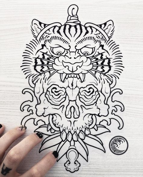 Traditional Tattoo Linework, Small Snake Tattoo Design, Cat Tattoo Traditional, Japanese Style Lion Tattoo, Aztec Cat Tattoo, Cat Tattoo Flash, Tiger Flash Tattoo, Tattoo Artist Aesthetic, American Traditional Tiger Head