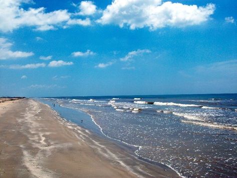 Beaches In Texas, Surfside Beach Texas, Best Beaches In Texas, Beach Road Trip, Best Surfing Spots, Texas Beaches, Texas Places, Texas Vacations, Surfside Beach