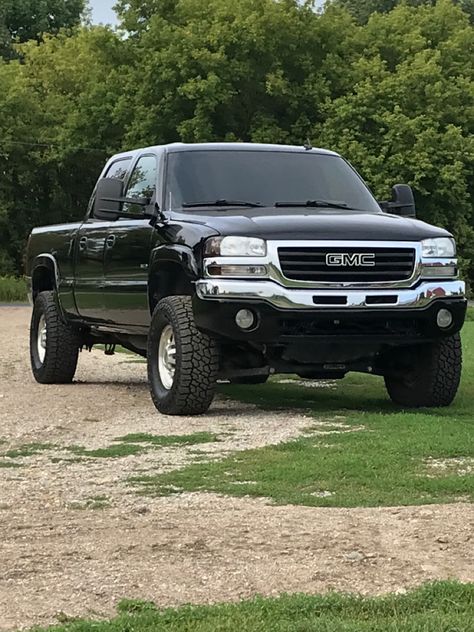 Lb7 Duramax Diesel, Lbz Duramax Trucks, Chevy Duramax Diesel, Gmc Sierra Lifted, Cummins Diesel Trucks, Chevy Duramax, Obs Truck, Duramax Diesel, 2006 Chevy Silverado