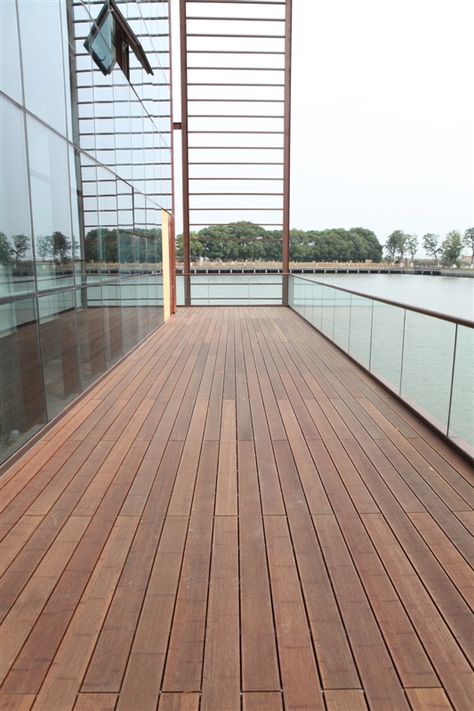 bothbest bamboo decking Bamboo Terrace, Plant Sunroom, Decking Outdoor, Outdoor Decking, Bamboo Decking, Secret Garden Parties, Terrace Floor, Bamboo Decor, Decking Material