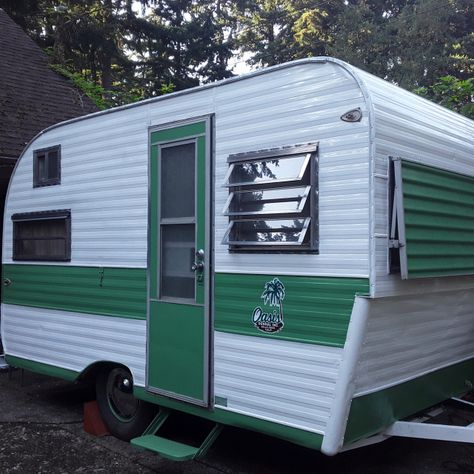 Camper For Sale, Small Camping Trailers, Campers For Sale Cheap, Vintage Travel Trailers Interiors Ideas, Used Campers For Sale Near Me, Travel Trailers, Old Campers For Sale, Small Camper Interior Ideas, Retro Campers For Sale