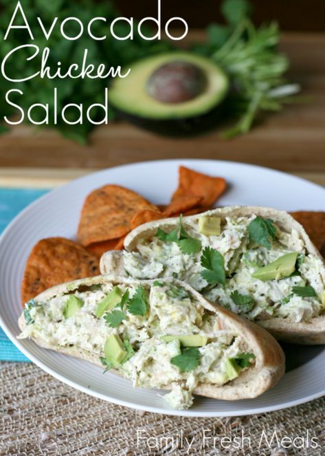 High Protein Chicken Recipes, Avocado Chicken Salad Recipe, Greek Yogurt Chicken Salad, Yogurt Chicken Salad, Greek Yogurt Chicken, Healthy Avocado, Avocado Chicken, Family Fresh Meals, Stuffed Avocado Healthy