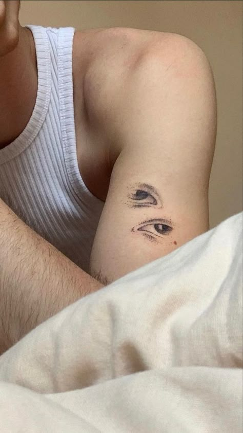 Two Sides Of The Same Coin Tattoo, Existentialist Tattoo, Attachment Tattoo, Disassociate Tattoo, Eye Tattoo Arm, Small Spiritual Tattoos, Unique Tattoos For Men, Anatomical Heart Tattoo, Flash Tattoo Designs