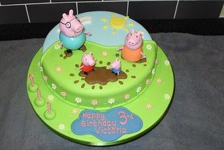 Tortas Peppa Pig, George Pig Birthday, Muddy Puddle, Peppa Pig Birthday Cake, Pig Birthday Cakes, Peppa Pig Cake, Peppa Pig Birthday Party, Pig Cake, 2 Birthday Cake