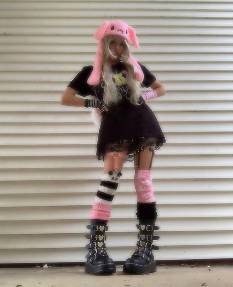 Pastel Punk Outfits, Pink Alt, Dark Kawaii, Pastel Goth Outfits, Egirl Outfits, Pastel Goth Fashion, Alt Outfits, Estilo Punk, Punk Outfits