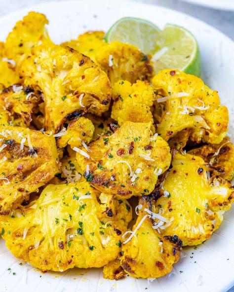 Turmeric Cauliflower, Cauliflower Steaks, Clean Food Crush, Food Crush, The Golden Hour, Clean Food, Clean Eats, Sun Sets, Eating Recipes