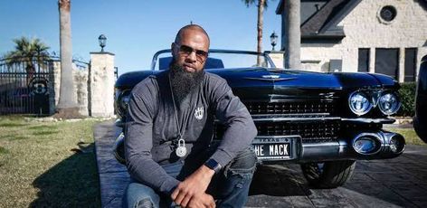 Houston rapper Slim Thug seeks car inspiration on the latest episode of Texas Metal Slim Thug, Texas Metal, Young Mens Fashion, Car Inspiration, Beard Gang, Hip Hop Culture, Like A Boss, Car Collection, Television Show