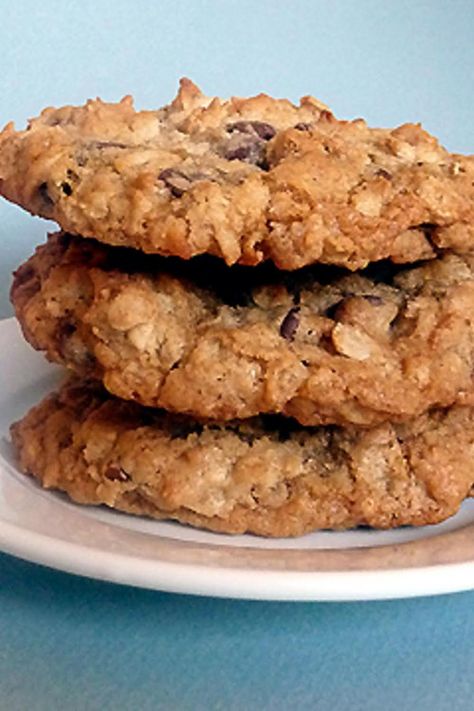 Laura Bush's cowboy cookies George Bush Cowboy Cookies, Laura Bush’s Cowboy Cookies, Christmas Cowboy Cookies, Barbara Bush Cowboy Cookies, Laura Bush Cowboy Cookies Recipe, Cowboy Cookies Recipe Pioneer Woman, Cowboy Cookies Laura Bush, Farmer Cookies, Laura Bush Cowboy Cookies