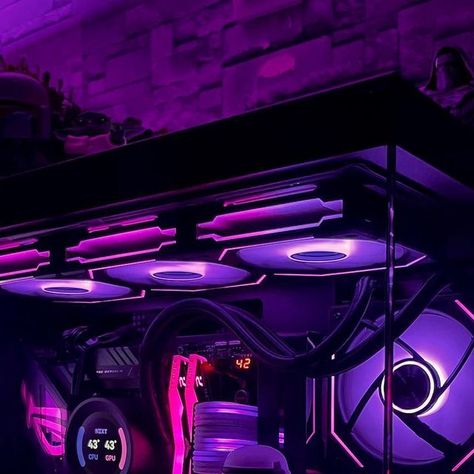 RGB-Plates Official on Instagram: "Project StarWars 💜 by @sanalgencel7 ________________________________________ @asusrogde Strix RTX 4080 @intelgaming 13700kf @asusrog Z790 e @lianliofficial Strimer Plus v2 12vhpwr @lianliofficial Strimer Plus v2 24 pin @teamgroupincde RGB 6800mhz 32Gb @deepcoolofficial pq850W Gold 9x @lianliofficial Infinity @nzxt Kraken Elite 360 aio @nzxt_de H9 Flow Custom Mirror Plate by @rgbplates ________________________________________ #pcbuild #custompc #pcgaming Nzxt H9 Flow Build, Custom Mirror, Pc Build, Gaming Setups, Custom Pc, Mirror Plates, Custom Mirrors, Gaming Setup, Kraken