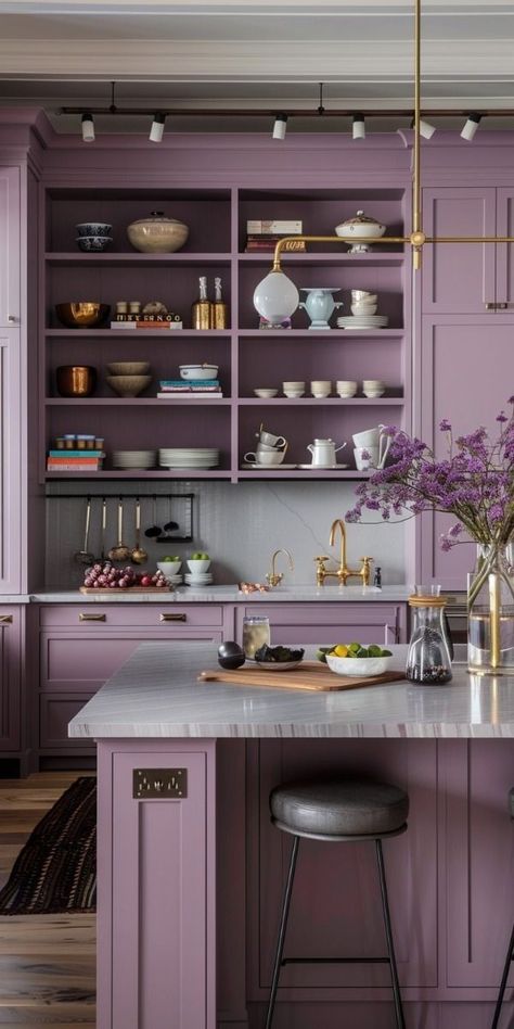 Moody Homes, Purple Kitchen Cabinets, Plum Kitchen, Pink Kitchens, Dreamy Kitchens, Purple Kitchen, Cottage Retreat, English Room, Park House