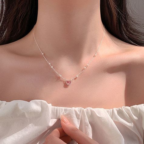 Faster shipping. Better service Simple Pearl Pendant, Simple Pearl, Copper Pearl, Heart Shaped Necklace, Trendy Necklaces, Necklace Women, Pearl Pendant Necklace, Pearl Charms, Crystal Necklace Pendant