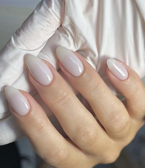 French Tips Gold, White Nails Ideas, Milky White Nails, Glitter French Tips, Opi Polish, Milky Nails, French Nail Designs, White Nail Designs, Almond Nail