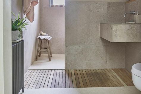 Timeless bathroom trends that won't date in a hurry | loveproperty.com Wetroom Ideas, Spa Bathroom Design, Bathroom Unique, Shower Door Designs, Modern Bathroom Ideas, Bathroom Window Treatments, Relaxing Bathroom, Small Bathroom With Shower, Timeless Bathroom