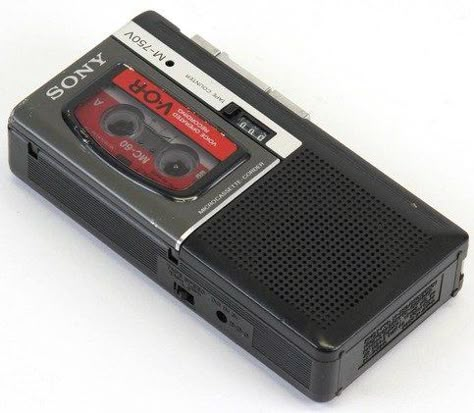 Sony M-550V Pressman Microcassette Recorder with VOR (Voice Operated Recording) Voice Recorder Aesthetic, Post Apocalyptic Movies, 80s Clothes, Dorm Supplies, Hifi Audiophile, Audio Recorder, Voice Recorders, Portable Dvd Player, Old Technology