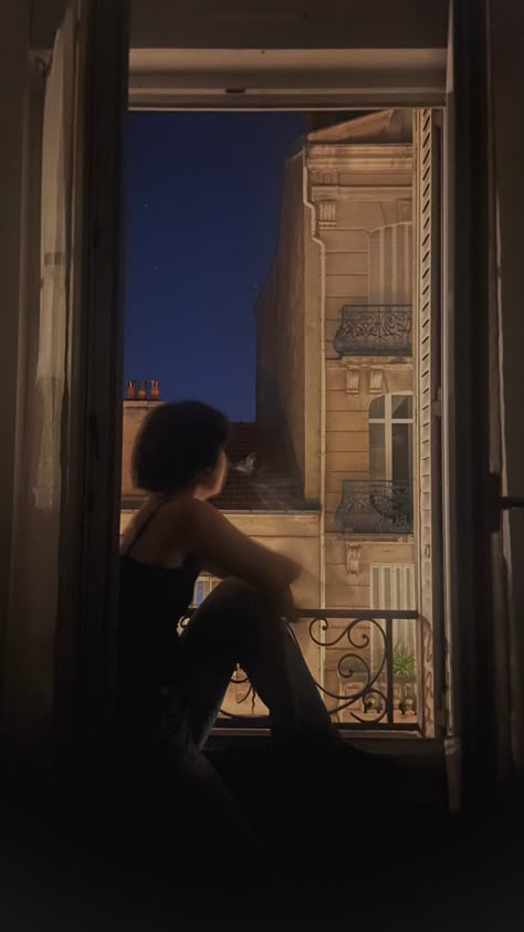 Nyc Balcony Aesthetic, Apartment Window Aesthetic, People Watching Aesthetic, Dark French Aesthetic, 3 Am Aesthetic, French Woman Aesthetic, France Aesthetic Vintage, Night In Aesthetic, Reading By The Window