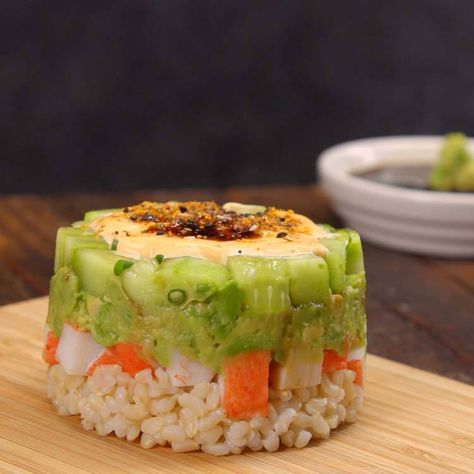 Sushi Stacks Recipe, Sushi Stacks, California Roll Sushi, Sushi Recipes Homemade, Shrimp Sushi, Sriracha Mayo, Cucumber Avocado, California Roll, Shrimp Recipes Easy