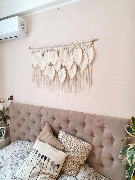 Macrame Wall Hanging Above Bed, Tulum Villa, Mural Macrame, Feather Macrame, Bedroom Wall Decor Above Bed, Macrame Feather Wall Hanging, Bed Wall Decor, Macrame Headboard, Bedroom Furniture Makeover