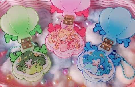 5 cm charm! Made from clear acrylic plastic. Each keychain comes with a pastel-keyring Final product don't have watermark. Keyring Packaging, Kawaii Interior, Blue Jellyfish, Pastel Girl, Color Palette Yellow, Cute Food Drawings, Acrylic Keychains, Cadeau Photo, Shrink Plastic