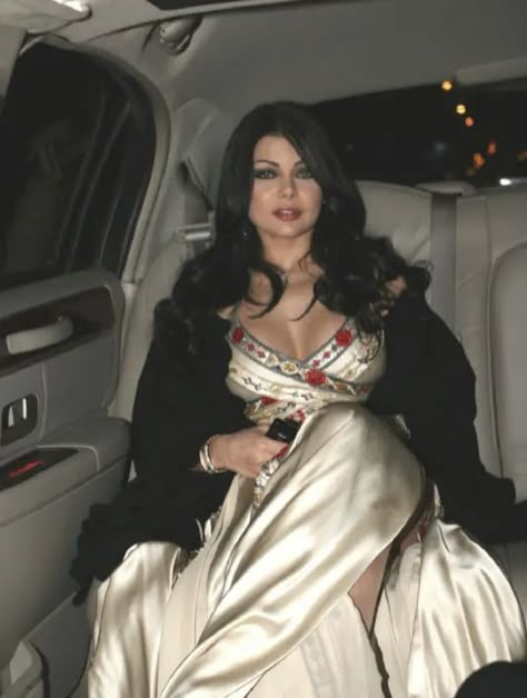 Lebanese Women, Haifa Wehbe, Arabian Women, Dancers Outfit, Arabian Beauty Women, Arab Beauty, Haifa, Classy Aesthetic, Disco Outfit