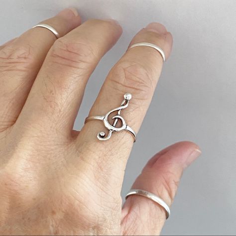 Sterling Silver Clef Note Ring, Music Ring, Notes Ring, Silver Ring, Boho Ring, Minimalist Ring, 925 Stamped Face Height: 28 Mm (1.1 Inches) Material: 925 Sterling Silver Music Ring, Music Rings, Metal Projects, Minimalist Rings, Boho Rings, Music Stuff, Womens Jewelry Rings, Ring Designs, Statement Rings