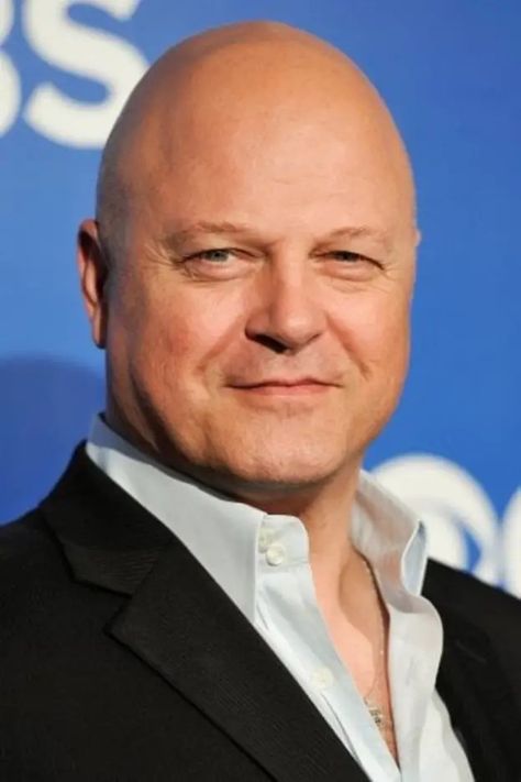 MICHAEL CHIKLIS Michael Chiklis, American Horror Story Hotel, Open Quotes, Star Dust, Maria Sharapova, Golden Age Of Hollywood, Character Ideas, Horror Story, Project Photo