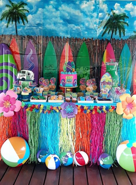 Summer B Day Party Ideas, Simple Beach Party Decor, Beachy Birthday Party Decorations, Beach Prom Theme, Beach Theme Dance, Sweet 16 Beach Party Decorations, Teen Beach Party Ideas, Beach Themed Sweet 16, Beach Birthday Party Theme